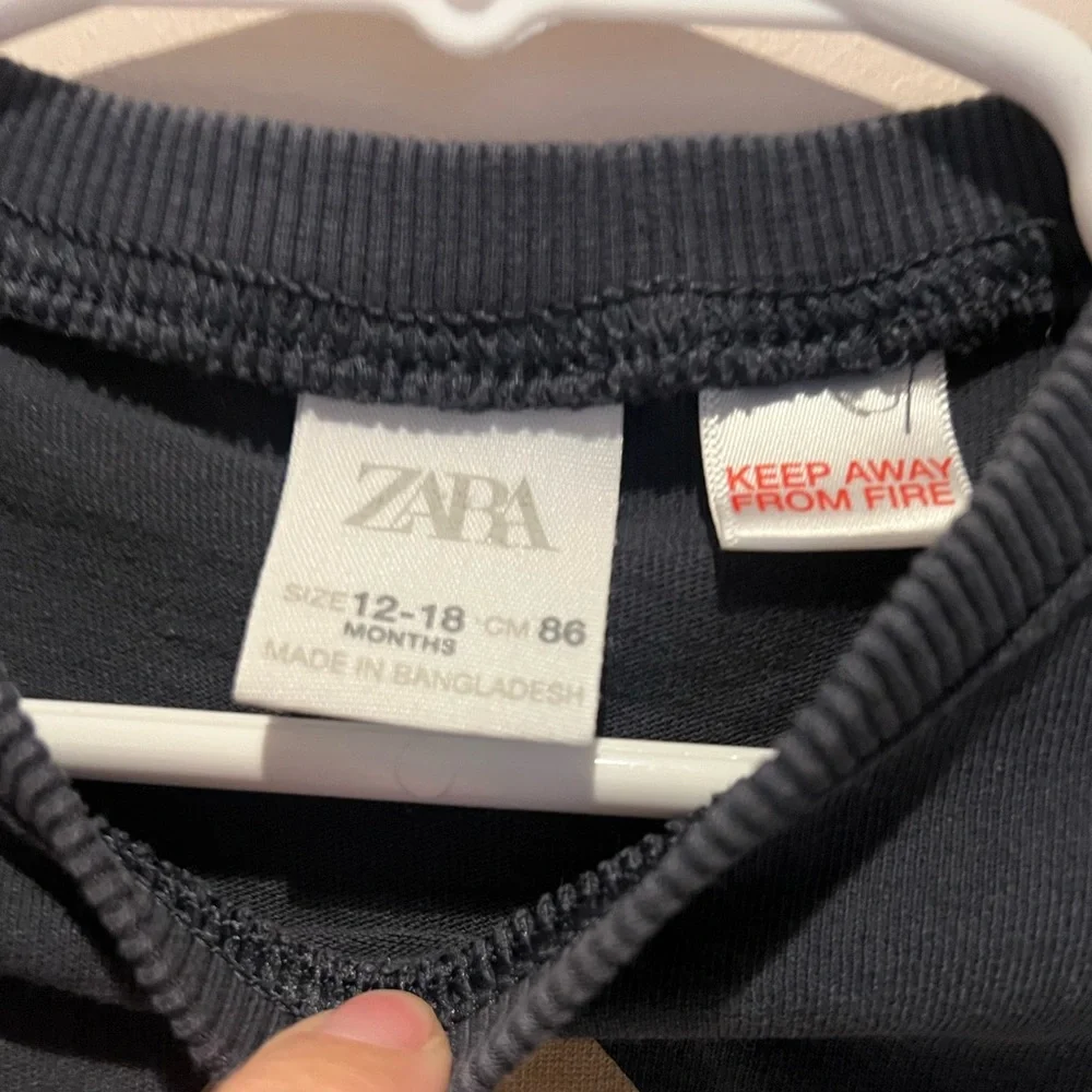 Zara long sleeve tee - Picture 4 of 4